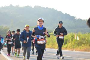 BIB: 1404, 1494
                            <button type="button" onclick="openModal(6834580)" class="btn btn-primary btn-sm float-right btn-popup" data-toggle="modal" data-target=".modal-high-quality">
                        <i class="fas fa-shopping-cart"></i> Add to Cart
                    </button>
                                            <button type="button" onclick="isThisMe(6834580, true)" class="btn btn-success btn-sm float-right btn-popup btn-isme hidden" data-toggle="tooltip" data-placement="bottom" title="นี่คือรูปของคุณใช่ไหม คลิกที่นี่เพื่อเอาเข้าอัลบั้ม">
                        <i class="fas fa-plus"></i> Add to album
                    </button>
                    <button type="button" onclick="isThisMe(6834580, false)" class="btn btn-warning btn-sm float-right btn-popup btn-isnotme hidden">
                        <i class="fas fa-ban"></i> Remove from album
                    </button>